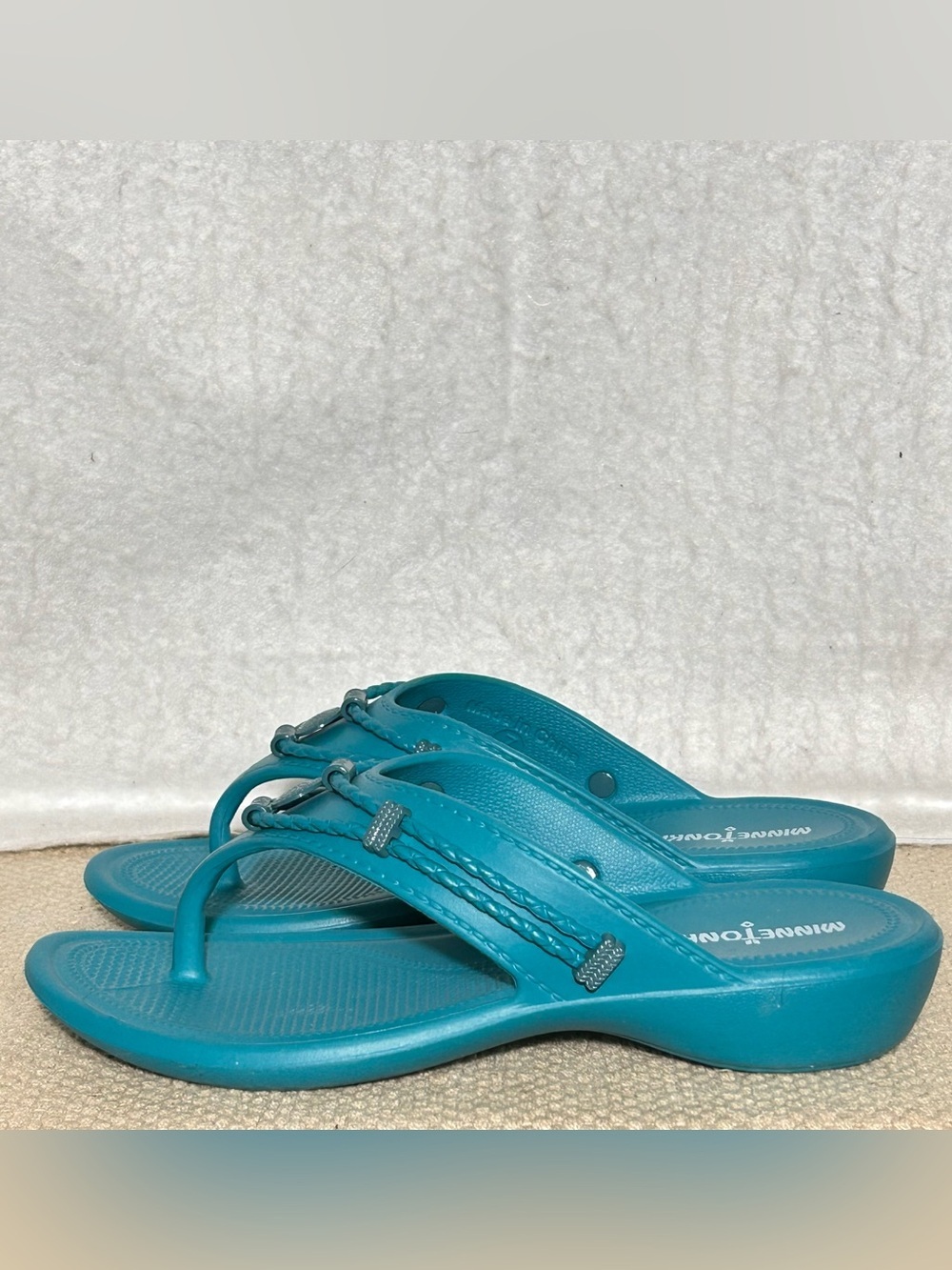 Minnetonka Womens Turquoise Silverthorne Prism Thong Slide Slip On Sandals SZ 7 - Picture 3 of 12